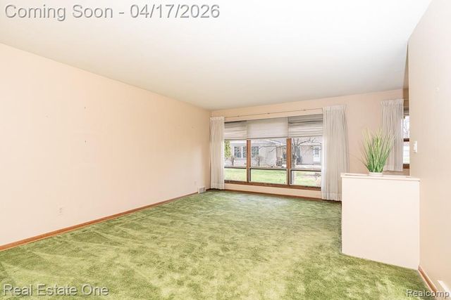 25822 Acacia Street, Southfield, MI 48033