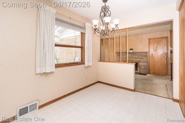 25822 Acacia Street, Southfield, MI 48033