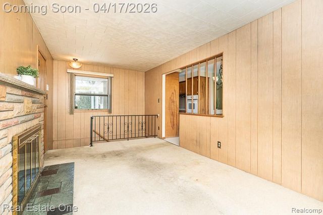 25822 Acacia Street, Southfield, MI 48033