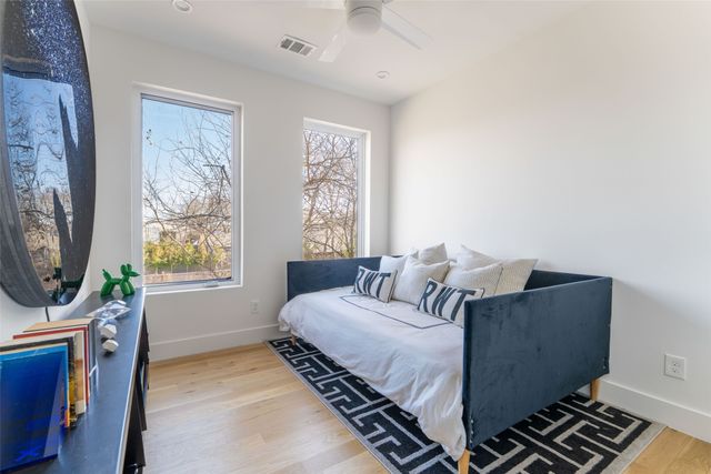 6437 Trammel Drive, Dallas, TX 75214