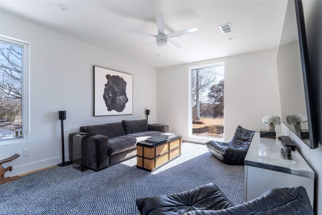 6437 Trammel Drive, Dallas, TX 75214