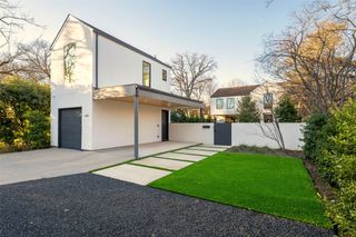 6437 Trammel Drive, Dallas, TX 75214