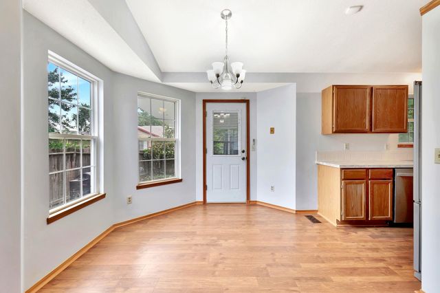 1625 N Robin Cir, Wichita, KS 67212