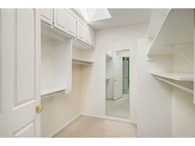 1565 SANTA ROSA St, Eugene, OR 97401