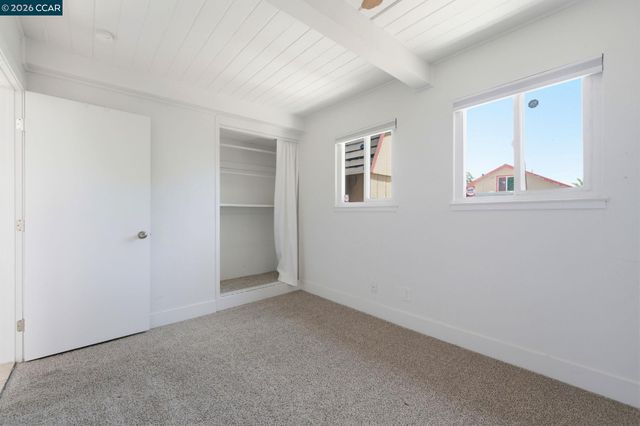2082 Overhill Rd, Concord, CA 94520
