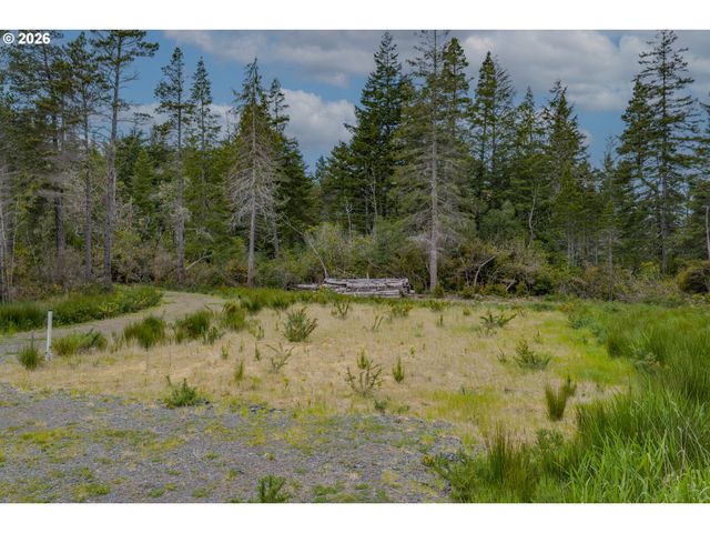 58821 CHANTERELLE Dr, Bandon, OR 97411