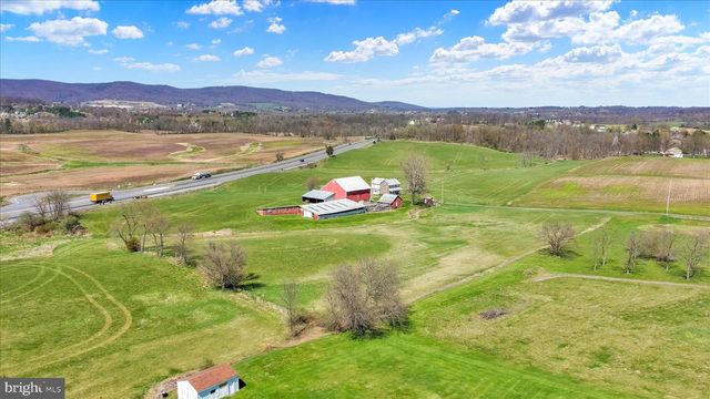 612 CAPITOL HILL RD, Dillsburg, PA 17019