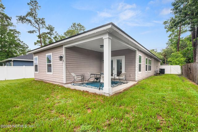 880 FLEMING Street, Fleming Island, FL 32003