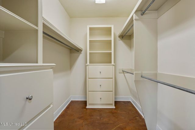 604 Abbots Lane, Ridgeland, MS 39157