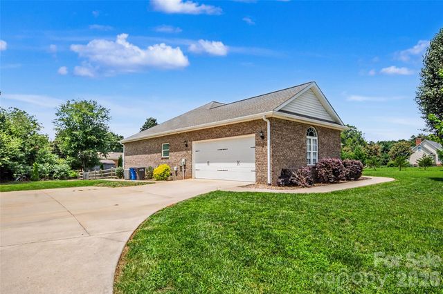 317 Thistle Lane, Statesville, NC 28625