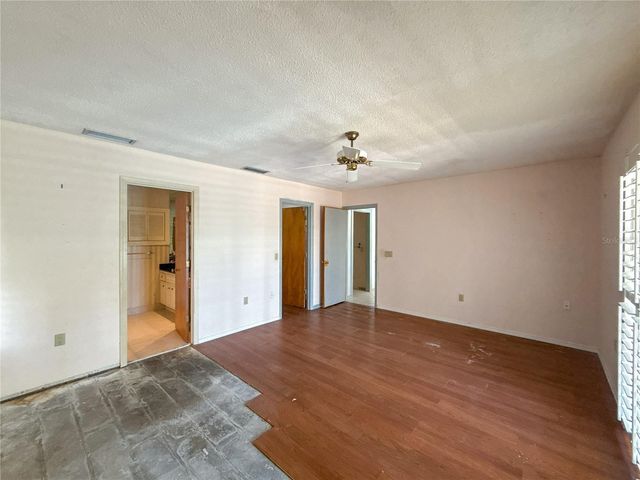 132 MARK TWAIN LANE, Rotonda West, FL 33947