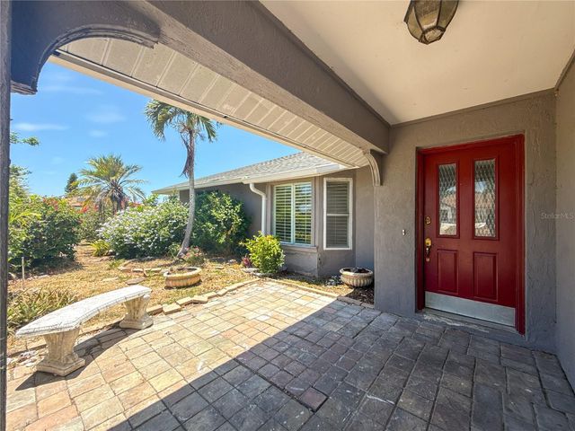 132 MARK TWAIN LANE, Rotonda West, FL 33947