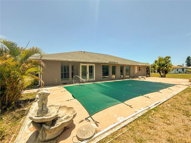 132 MARK TWAIN LANE, Rotonda West, FL 33947