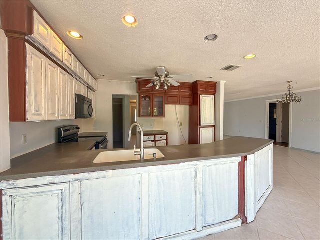 132 MARK TWAIN LANE, Rotonda West, FL 33947