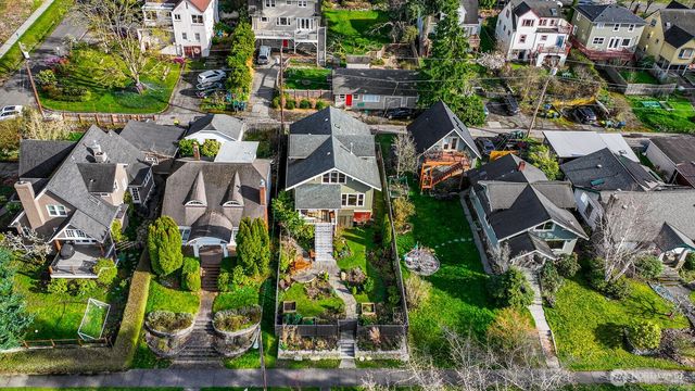 250 N Forest Street, Bellingham, WA 98225