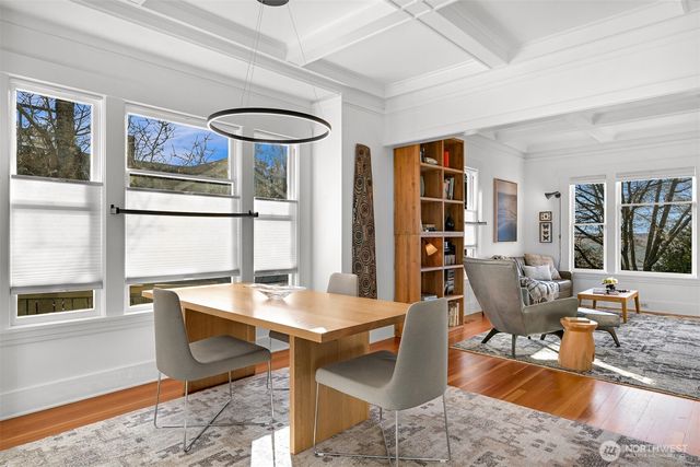 250 N Forest Street, Bellingham, WA 98225