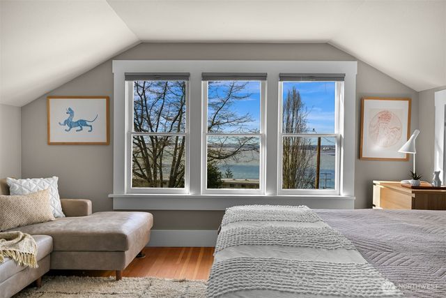 250 N Forest Street, Bellingham, WA 98225