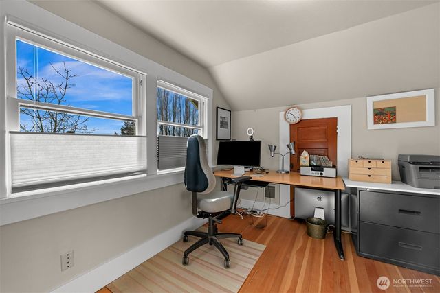 250 N Forest Street, Bellingham, WA 98225