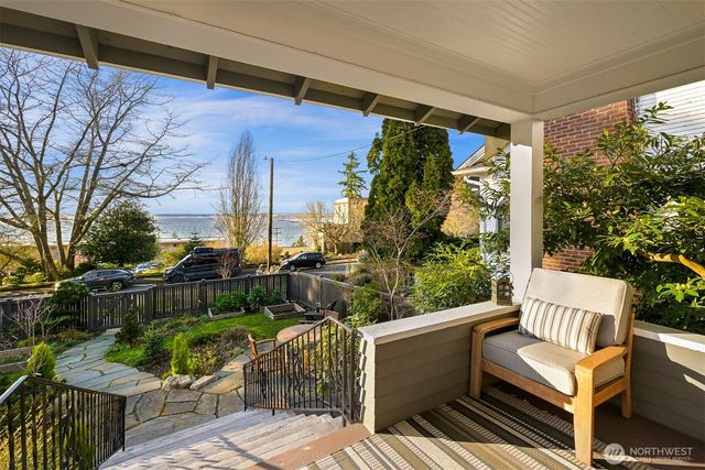 250 N Forest Street, Bellingham, WA 98225