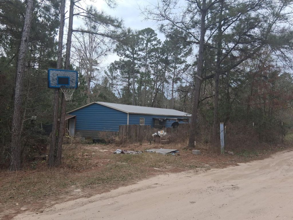 346 S Settlers Way, Trinity, TX 75862