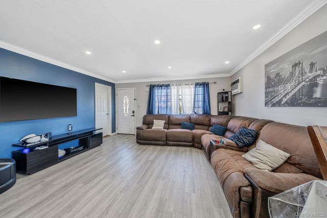 22032 147th Avenue, Springfield Gardens, NY 11413