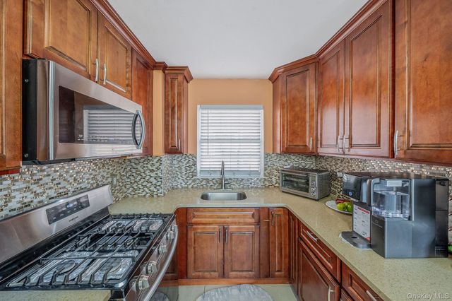 22032 147th Avenue, Springfield Gardens, NY 11413