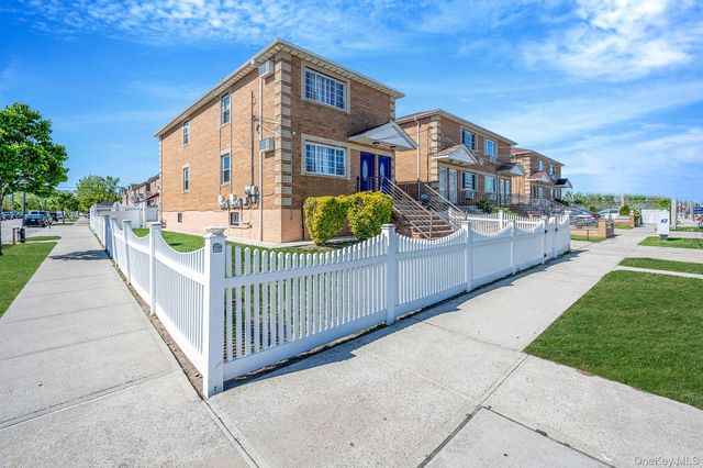 22032 147th Avenue, Springfield Gardens, NY 11413