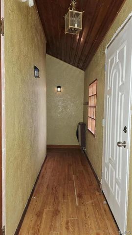 322 Tower Drive, East Alton, IL 62024