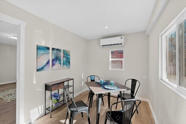 9221 Menaul Boulevard NE, Albuquerque, NM 87112