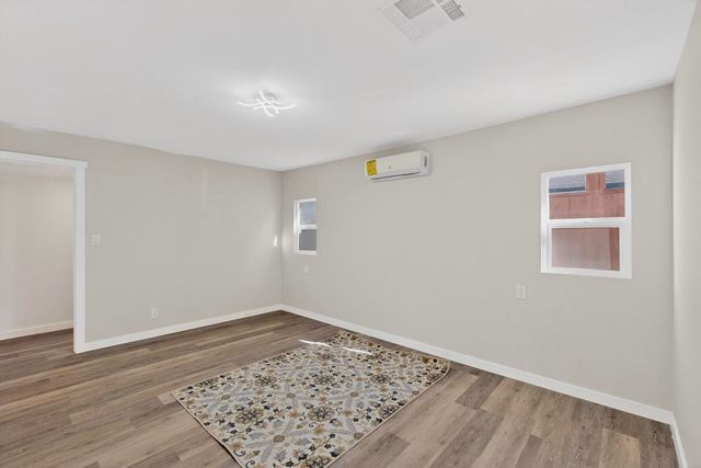 9221 Menaul Boulevard NE, Albuquerque, NM 87112