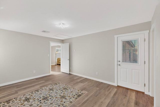 9221 Menaul Boulevard NE, Albuquerque, NM 87112