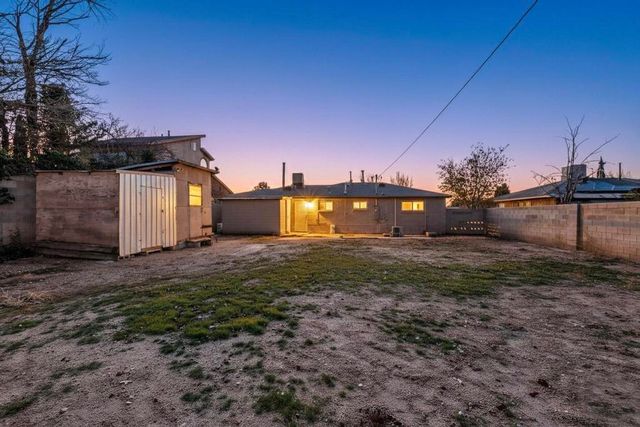 9221 Menaul Boulevard NE, Albuquerque, NM 87112