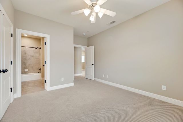 17234 Lechlade Lane, Dallas, TX 75252