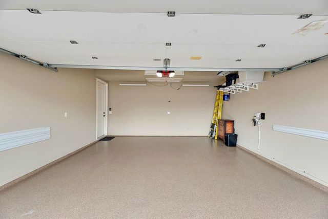 17234 Lechlade Lane, Dallas, TX 75252