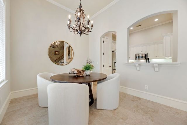 17234 Lechlade Lane, Dallas, TX 75252