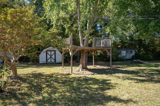 157 Sunset Drive, Cowpens, SC 29330