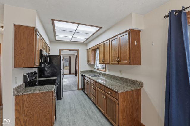 106 S Grant Street, Brownsburg, IN 46112