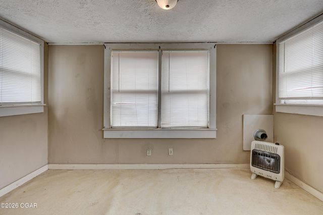 703 N Grand Street, Pittsburg, KS 66762