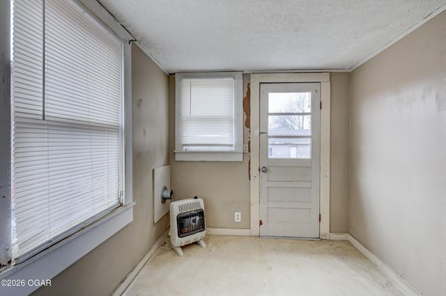 703 N Grand Street, Pittsburg, KS 66762