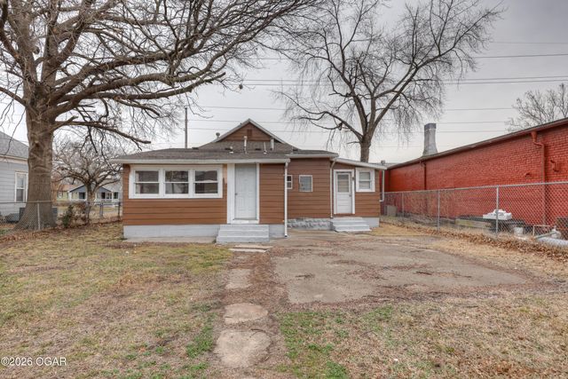 703 N Grand Street, Pittsburg, KS 66762