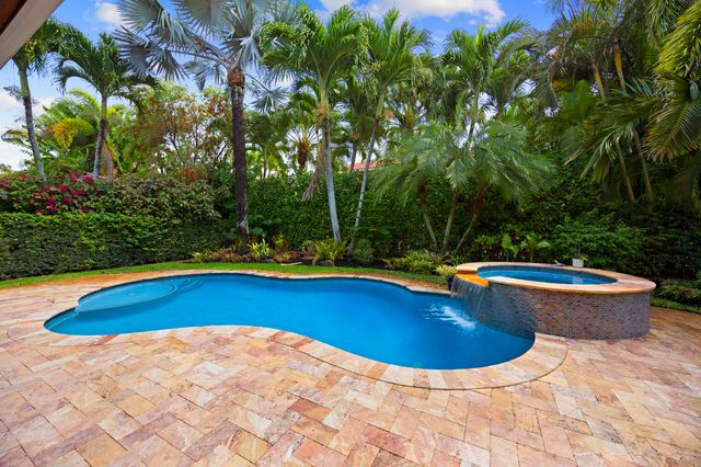 9830 Savona Winds Drive, Delray Beach, FL 33446