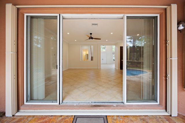 9830 Savona Winds Drive, Delray Beach, FL 33446