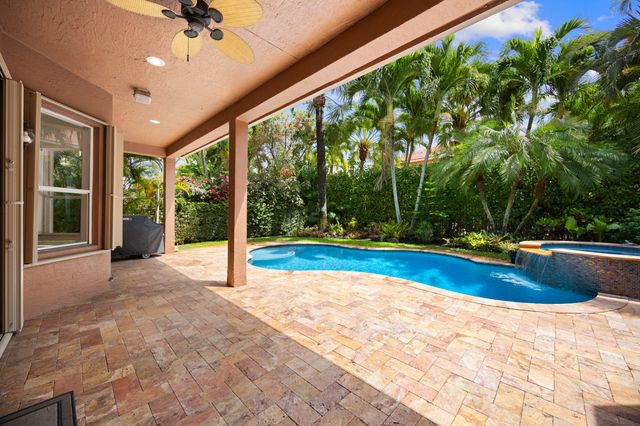 9830 Savona Winds Drive, Delray Beach, FL 33446