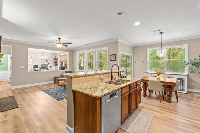 166 Westminster Way, Newnan, GA 30263