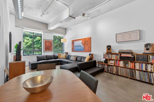 849 S Broadway 203, Los Angeles, CA 90014