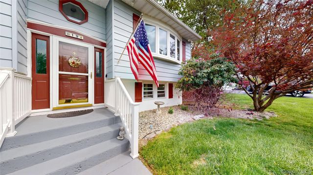 19 Congress Drive, Washingtonville, NY 10992