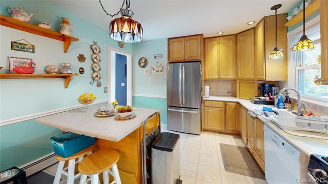 19 Congress Drive, Washingtonville, NY 10992