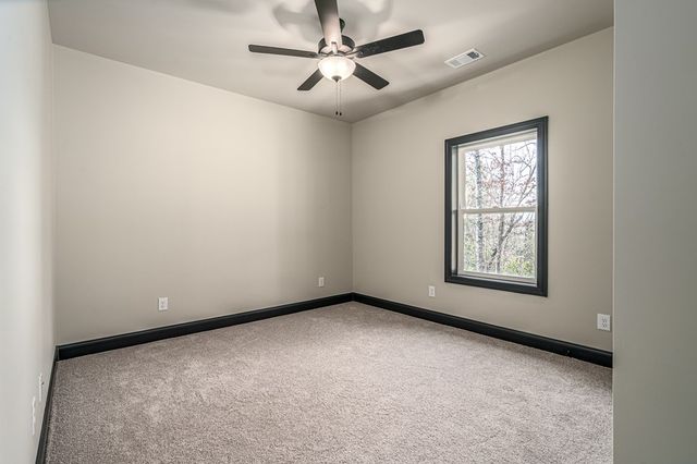 325 River Mountain Road, Murphy, NC 28906