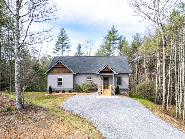 325 River Mountain Road, Murphy, NC 28906