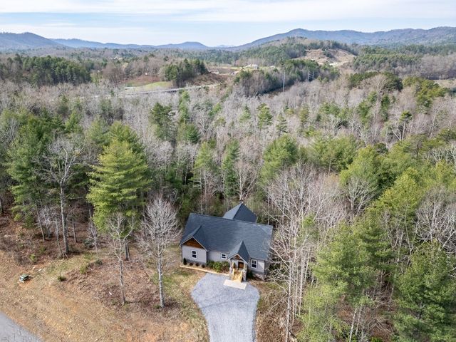 325 River Mountain Road, Murphy, NC 28906